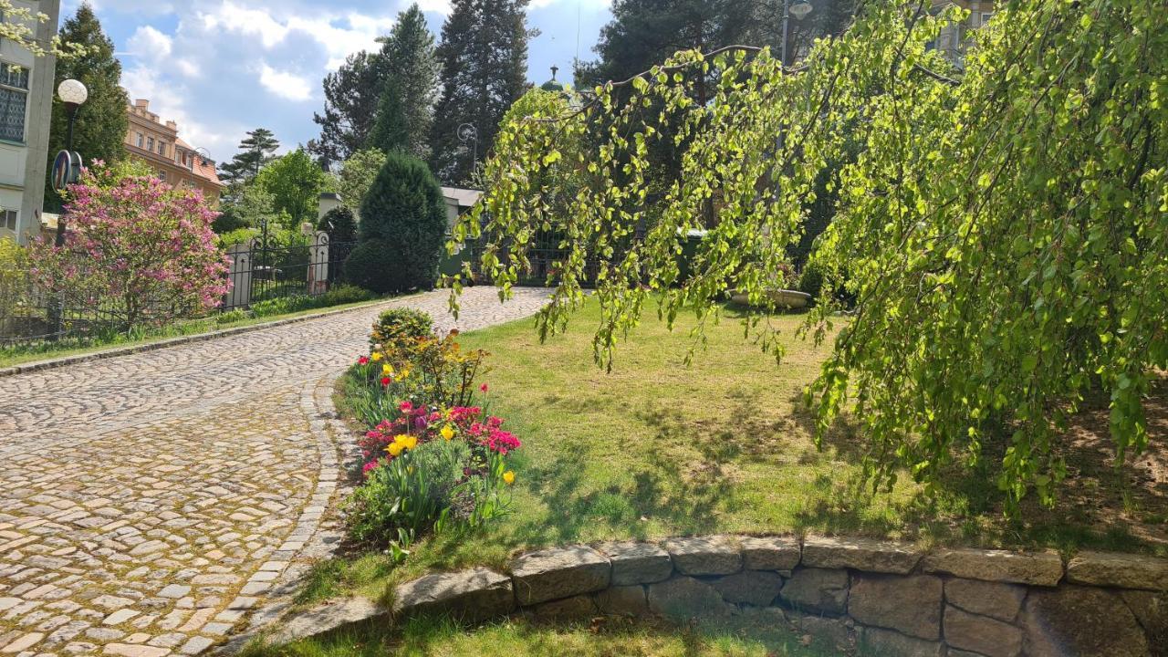 Apartmany Vila Liberty Karlsbad Eksteriør billede